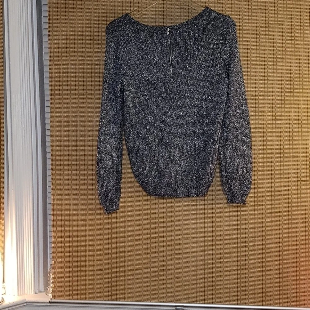 Divided Black sparkly long sleeves top - Picture 3 of 3